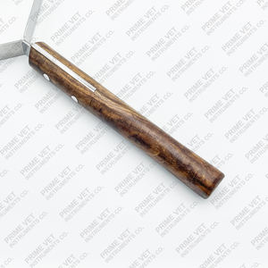 Peine Premium para Ganado de Prime Vet, para Pelo Grueso, de Acero Resistente, para el Cuidado del Cabello - Product Image 3