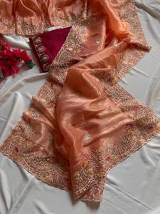 Sari de Georgette de Seda y Viscosa con Bordado a Mano Exquisito y Drapeado en un Minuto, con Blusa en Contraste, Elástico y Resistente a la Humedad - Product Image 6