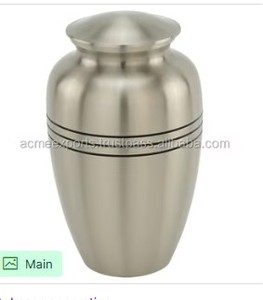 Urne de crémation élégante en noir et or Design intemporel avec des détails complexes pour honorer les êtres chers avec respect - Product Image 4