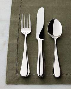 Juego de cubiertos de acero inoxidable brillante de primera calidad, hechos a mano para el mejor lujo gastronómico con bordes lisos y construcción duradera - Product Image 1