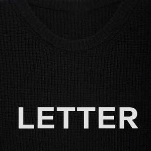 Logo personnalisé tricot fabricant automne hiver hommes broderie pull mode hommes noir pull chandails tricotés pour homme - Product Image 1