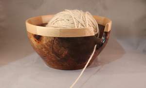 Porte-fil design antique bol de fil en bois artisanal fini naturel tricoteuses légères petit outil de tricot sans enchevêtrement - Product Image 4