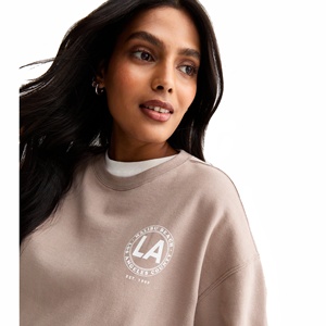 เซ็ตเสื้อสเวตเตอร์คอกลมสำหรับผู้หญิงผ้าเฟรนช์เทอร์รี่คอกลมและกางเกงขาสั้นสำหรับผู้หญิง - Product Image 6