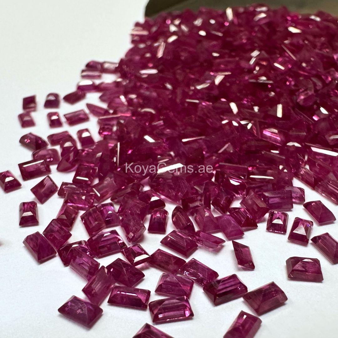 สีแดงชมพู