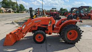 รถแทรกเตอร์ฟาร์มดีเซล L3901 4WD ปี 2018 พร้อม PTO ระบบยึดติด 3 จุด  พร้อมชุดเครื่องยนต์ ปั๊ม แบริ่ง มอเตอร์  กำลัง 37.5 แรงม้า - Product Image 4