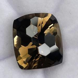 Cuarzo Natural Beer, Pulido, Corte Cojín, Cóncavo, con Iridiscencia, Procedente de África, Certificado IGTl, para la Fabricación de Joyas - Product Image 4