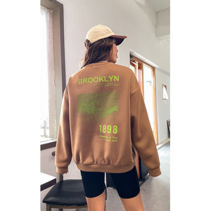 Haute qualité femmes haut court pull à capuche décontracté sweats à capuche courts pour adultes imprimé Design pour la saison d'hiver - Product Image 1