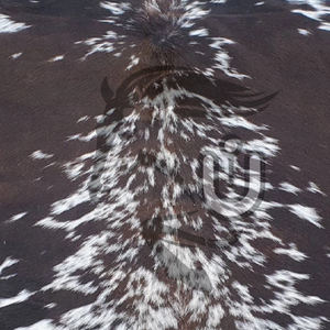 Tapis en cuir de vachette suédé incroyable 25-26 SQ Modèle UBI-HCR-0006 UNBRIDLEDS INDUSTRY Taille/couleur personnalisable Élégant Unisexe Fabriqué - Product Image 5