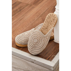 Chaussons légers antidérapants à bout fermé avec détails tricotés et pierres, doublure en coton respirant pour la maison et l'hôtel – Tendance - Product Image 1