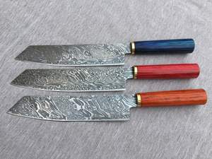 Couteau de chef Santoku en acier damas fait à la main personnalisé très bien noté pour la cuisine couteau de coupe de légumes Pakka gaine en cuir de bois - Product Image 6