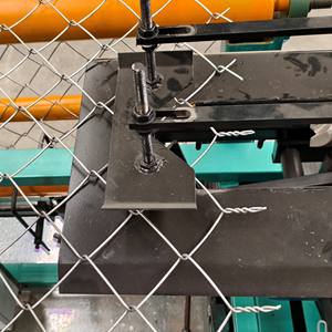 <span class=keywords><strong>BXB</strong></span> ad alta velocità CNC doppio stampo catena recinzione linea di produzione completamente automatica rete metallica che fa macchine - Product Image 6