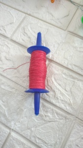 Charkhi Firki assorti avec cloche Bobine de cerf-volant traditionnelle pour la décoration Souvenir et cadeaux Petit cerf-volant Décoration volante - Product Image 5