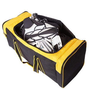 Best Wholesale Price <b>Large</b> Capacity Solid Color Duffle <b>Bag</b> with Customized Logo for Outdoor Use - Product Image 3