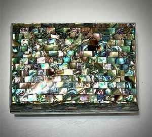 Boîte de rangement pour bijoux de luxe moderne, artisanale haut de gamme, en bois, avec incrustation de nacre, motif floral, forme personnalisable - Product Image 5