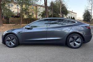 รถยนต์มือสอง พวงมาลัยซ้าย/ขวา ปี 2019 รุ่น TE SLA โมเดล 3 ระยะไกลพิเศษ ขับเคลื่อนสี่ล้อ - Product Image 2