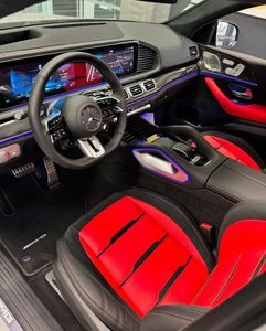 Mercedes-Benz GLE 63 S AMG 2025 à succès rapide - Product Image 2