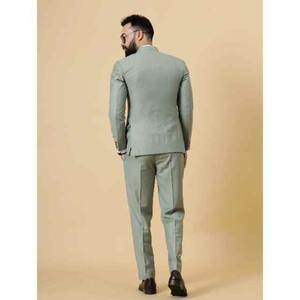 Traje Jodhpuri verde lujoso de diseñador, atuendo étnico largo transpirable para novios y eventos - Product Image 4