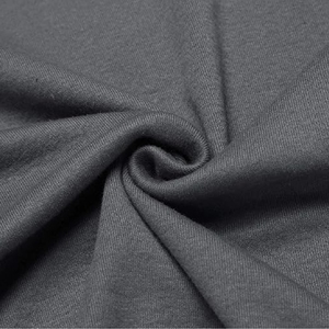 Pulls en polyester coupe ajustée de haute qualité pour hommes pour l'hiver Nouveaux tricots à col rond Pull en polyester respirant de couleur unie - Product Image 4