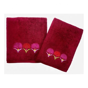 Blanc Pure Color Fluffy Mariage Couple Nom Et Date Personnalisable Brodé 100% Coton Biologique Gots Certifié Serviettes De Bain - Product Image 6