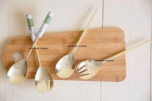 Élégant service à salade en acier inoxydable en deux pièces avec poignées en résine ustensiles de service pour la cuisine et la salle à manger - Product Image 5