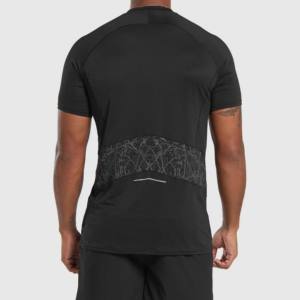 เสื้อยืดวิ่งผู้ชายคุณภาพสูง สตรีทแวร์ ฟิตเนส ผ้าฝ้ายทอ 100% สีดำ ทรงโอเวอร์ไซส์ สำหรับผู้ชาย - Product Image 3