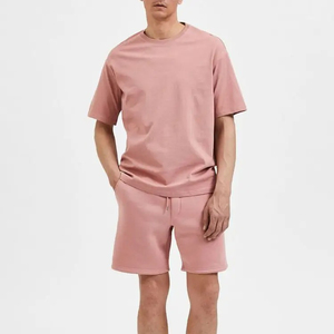 Diseño personalizado Hombres Sublimado Verano Dos piezas Conjuntos de manga corta Camiseta de algodón y conjunto corto Hecho por RAM Industry - Product Image 5