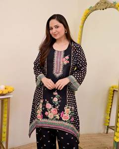 Kurti moderne pour femmes, formel, à fleurs, pour tous les jours, en maslin doux, imprimé vibrant, boutonnière, motif à manches cloche, séchage rapide, tout - Product Image 5