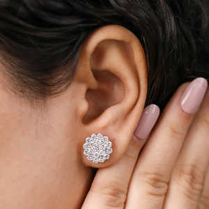 Pendientes de Diamantes Cultivados en Laboratorio, Corte Redondo, 2.09 TCW, Claridad VS1, Oro de 10KT/14KT/18KT o Plata de Ley - Product Image 5