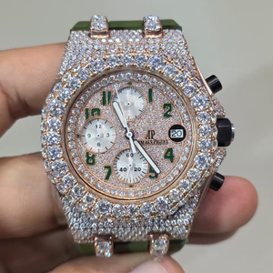 Montre de luxe de qualité supérieure avec cadran de 41 mm, bracelet en caoutchouc vert, mouvement automatique, diamant moissanite, disponible à la vente - Product Image 1