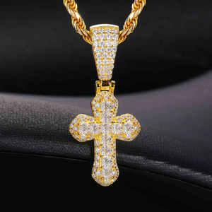 Vente chaude 925 Sterling Silver Moissanite Croix Pendentif Haute Qualité Bijoux De Mode Usine En Gros Idée Cadeau Parfait - Product Image 1