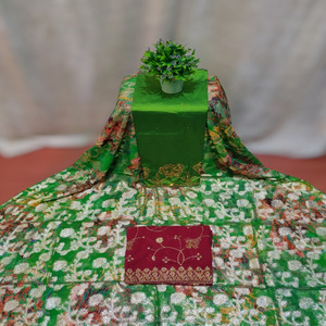 ผ้าฝรั่งเศสสีเขียวมรกตลายดอกไม้พร้อมลายแจ็คการ์ดสีเงิน ผ้าสำหรับงานแต่งงานและงานเลี้ยงสุดหรูสไตล์โซมาลี - Product Image 1