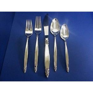 ชุดช้อนส้อมมีดอาหารเย็นเครื่องเงินช้อนสแตนเลสชุดเครื่องใช้บนโต๊ะอาหาร - Product Image 1