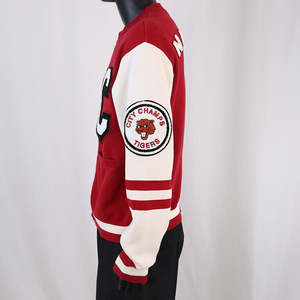 Veste universitaire de haute qualité fabriquée par le fabricant, avec des patchs brodés en chenille, veste d'hiver en laine, boutons-pression, veste universitaire tendance - Product Image 6