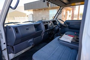 Gran Oferta: Camioneta Toyota Dyna Rampa Usada de 1997 - Product Image 4