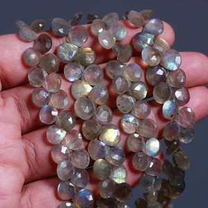 Cuentas de piedras preciosas facetadas en forma de corazón de labradorita natural, cuentas de labradorita de fuego llamativas de 9-10mm para fabricación de joyas a precio mayorista - Product Image 3