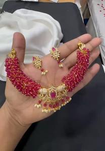 ชุดสร้อยคอ CZ แบบด้าน ชุดสร้อยคอสวยงาม หรูหรา ดีไซน์ใหม่ล่าสุด โดดเด่นไม่ซ้ำใคร เหมาะสำหรับใส่ไปงานปาร์ตี้ งานเฉลิมฉลองต่างๆ - Product Image 2