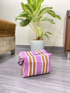 Bolsa de viaje a rayas personalizada para la playa, bolsa ecológica de nailon reciclado reutilizable con cremallera y logotipo, bolsa de aseo para cosméticos - Product Image 3