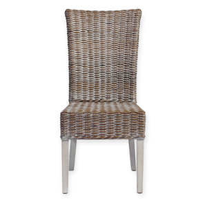 Chaise de salle à manger en rotin. Chaise de salle à manger en rotin tressé tendance avec cadre en bois d'acajou et grand tressage en rotin de couleur claire naturelle - Product Image 1