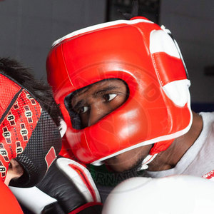 Protège-tête en cuir, équipement d'entraînement professionnel de boxe, protège-tête entièrement personnalisé - Product Image 4