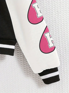 Veste universitaire matelassée pour filles manches longues Design tendance pour des loisirs confortables Caractéristiques de jeu en plein air Poches polyvalentes - Product Image 6