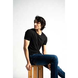 กางเกงยีนส์ผู้ชาย Sleek Craft ดีไซน์ทันสมัยและเรียบหรู - Product Image 2