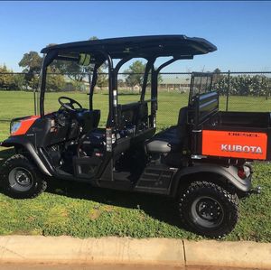 Tractor agrícola Kubota usado barato con motor de máxima potencia diésel/vehículo utilitario 4WD/legal en la calle disponible con descuento. - Product Image 5