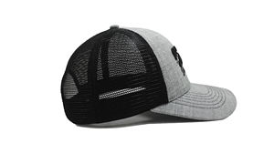 Casquette de camionneur à bord incurvé avec logo personnalisé et broderie, casquette en maille respirante et structurée à 6 panneaux, fabriquée en usine au Vietnam - Product Image 3