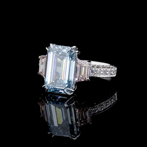 แหวนเพชรสร้างในห้องปฏิบัติการสีน้ำเงิน |   ศูนย์เรเดียนท์และมูนคัทไซด์สโตนส์ |   เครื่องประดับงานเลี้ยงสุดหรู - Product Image 1