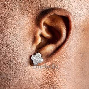 Bijoux Hip Hop Boucles d'oreilles en argent sterling 925 Moissanite VVS glacé Boucles d'oreilles en diamant plaqué or blanc Lucky Clover Design - Product Image 1