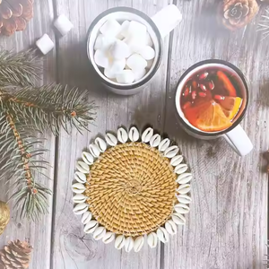 Meilleure vente d'assiette de style fleur en rotin rond en osier fabriqué à la main ODM pour la décoration de vacances en gros du Vietnam - Product Image 4