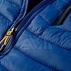 Chaqueta Acolchada con Capucha y Cremallera para Hombre, Diseño Personalizado OEM, Chaqueta de Invierno Cálida y Acolchada de Poliéster - Product Image 3