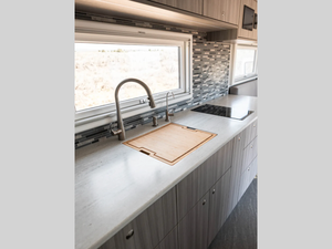 Nuevo S-t-o-r-y-t-e-l-l-e-r O-v-e-r-l-a-n-d GXV E-P-I-C 2026 listo para la venta - Product Image 3