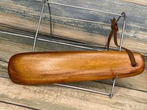 แตรรองเท้าไม้ด้ามจับยาวสำหรับดูแลเท้าและบรรเทาอาการปวดลดการดัดด้วยสีแดง - Product Image 3