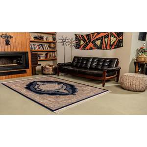 พรมปูพื้นเน็ตไลน์ โฮมดีโป สีเบจ โมเดิร์น รุ่นเพกซี่ ผลิตจากเส้นใยสังเคราะห์ ทนทาน ไม่หลุดร่วง ทำความสะอาดง่าย เหมาะสำหรับห้องนั่งเล่น - Product Image 4